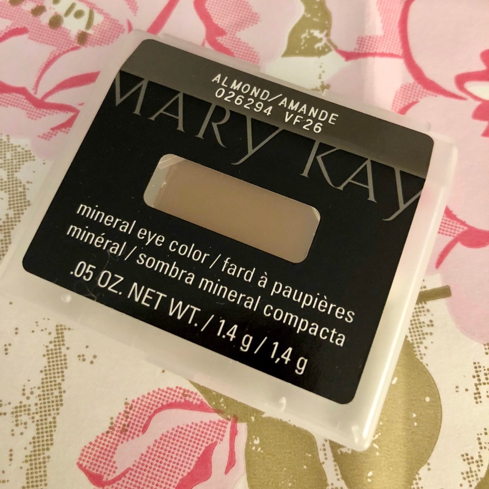 🌸 MK Mary Kay Eyeshadow NIB NEW - Picture 3 of 5